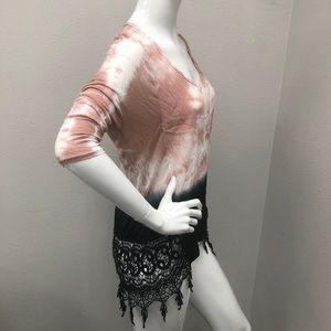 Gimmicks by BKE Tie Dye Ombre Crochet Tunic Top  M